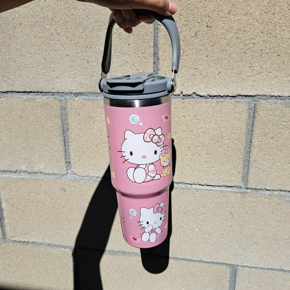 Hello kitty tumbler - Picture 3 of 5